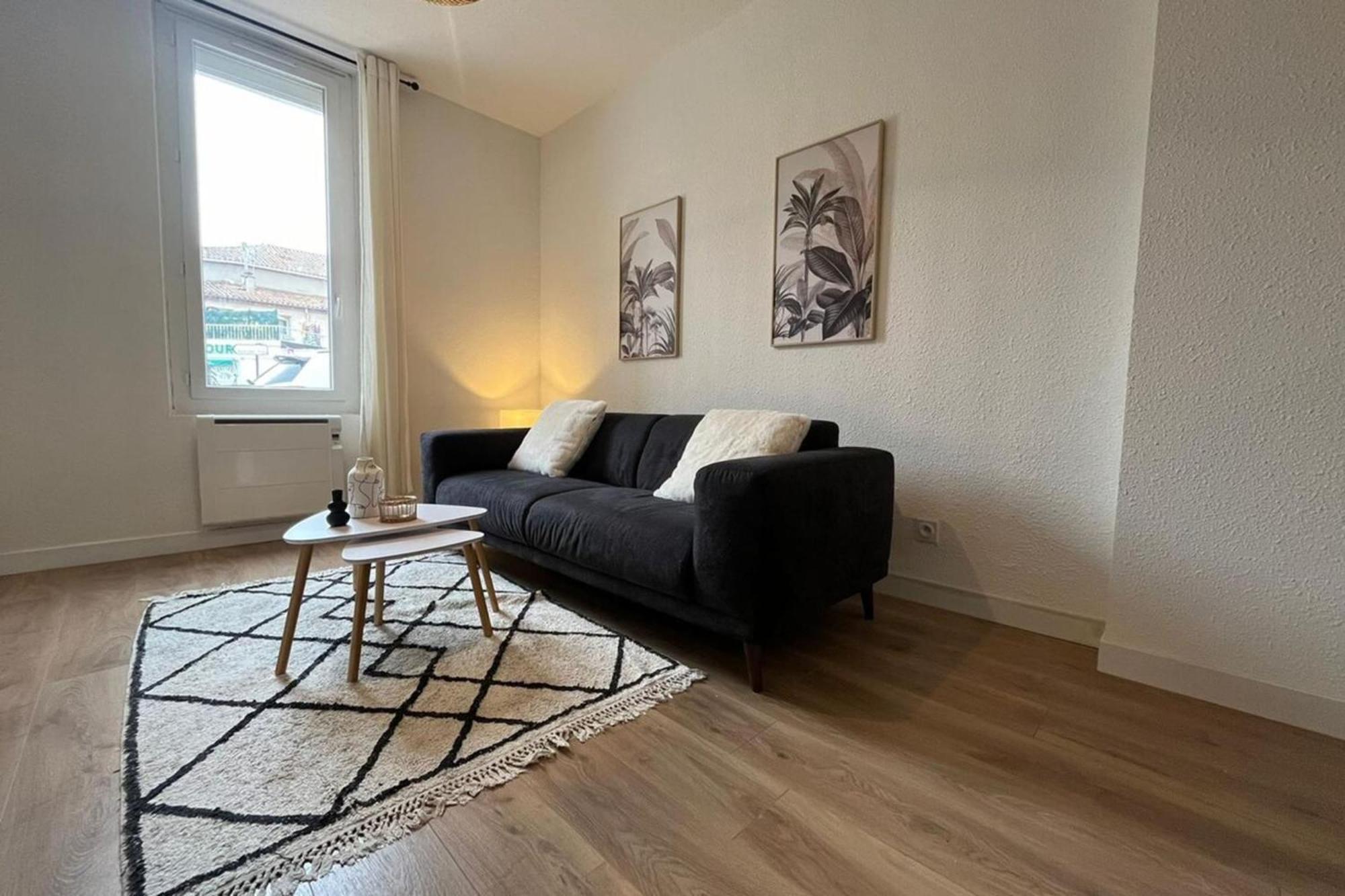 Le Cocon - Wifi - Cour Privative - Proche Halles Narbonne Dış mekan fotoğraf