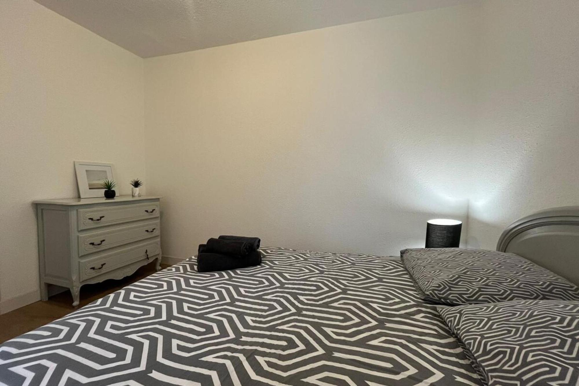 Le Cocon - Wifi - Cour Privative - Proche Halles Narbonne Dış mekan fotoğraf